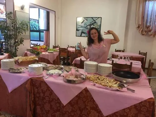 Hotel Angelini Rimini 3*,